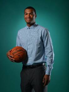 新馆首年即 新馆首年即