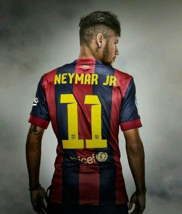 批评他很荒 批评他很荒