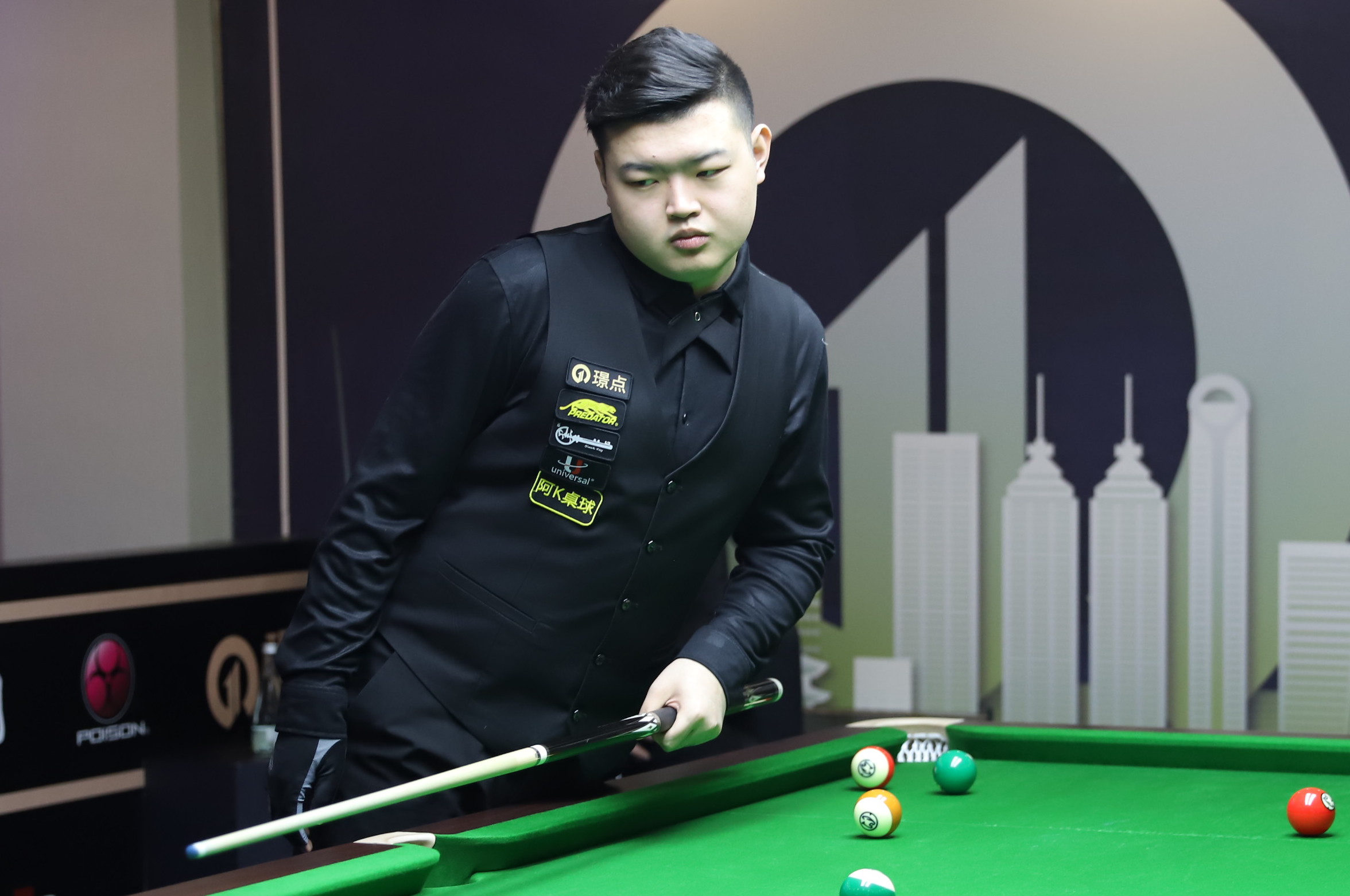 而是以低参 而是以低参